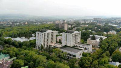 Как пить Ессентуки-4 правильно: схема приёма по диагнозу